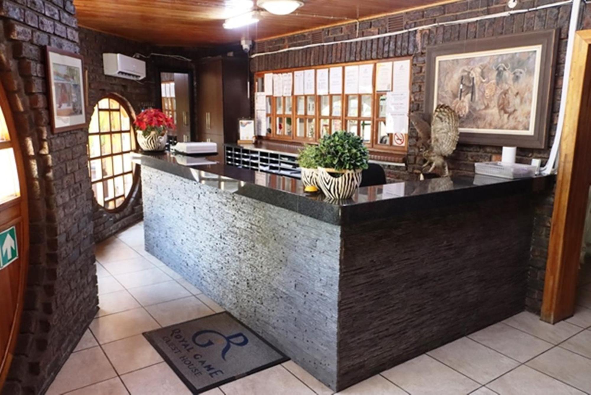 Royal Game Guest House Палаборва Екстериор снимка