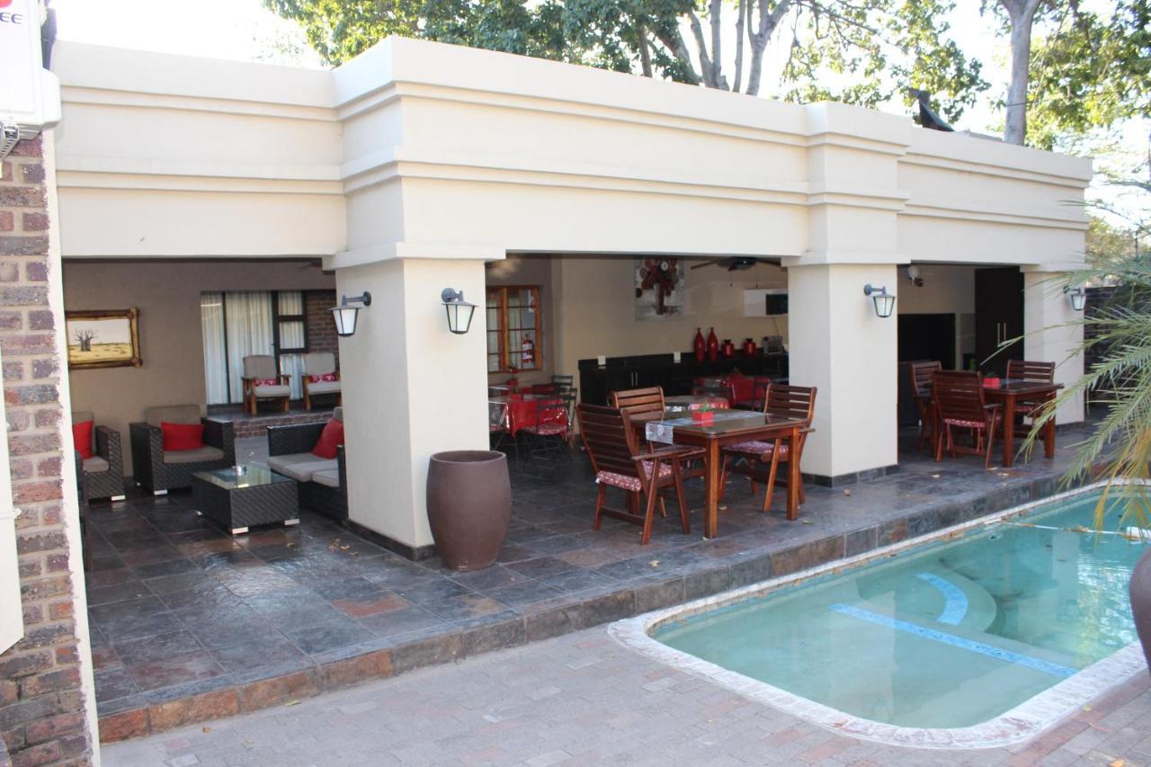 Royal Game Guest House Палаборва Екстериор снимка