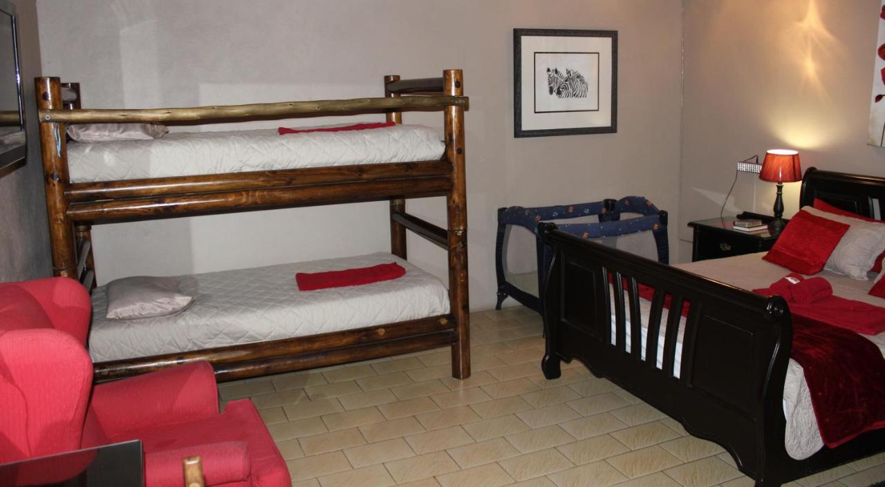 Royal Game Guest House Палаборва Екстериор снимка