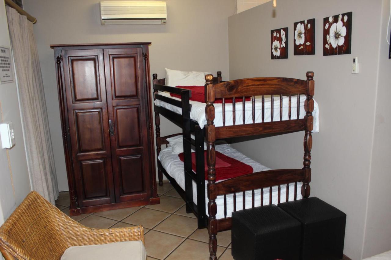 Royal Game Guest House Палаборва Екстериор снимка